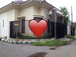 3 Schlafzimmer Villa zu verkaufen in Wiyung, East Jawa, Wiyung