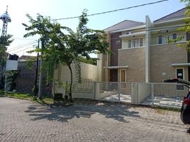 4 Habitación Casa en venta en Rungkut, East Jawa, Rungkut
