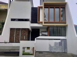 Maison 5 chambre à vendre à Mulyorejo, East Jawa, Mulyorejo, Surabaya