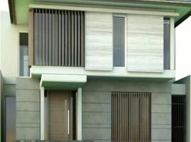 4 Bedroom House for sale in Dukuhpakis, Surabaya, Dukuhpakis