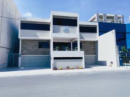 698 m² Office for sale in Nuevo Leon, Monterrey, Nuevo Leon