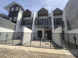 3 Habitación Villa en venta en Kenjeran, East Jawa, Kenjeran