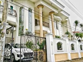 5 침실 주택을(를) Depok, 슬레먼에서 판매합니다., Depok