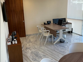 20 m2 Office for rent in Huixquilucan, Mexico, Huixquilucan