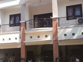 4 Bedroom House for sale in Kenjeran, Surabaya, Kenjeran