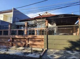 4 Bedroom House for sale in Dukuhpakis, Surabaya, Dukuhpakis