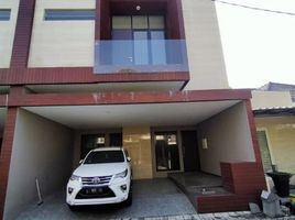 4 Habitación Casa en venta en Tenggilis Mejoyo, East Jawa, Tenggilis Mejoyo