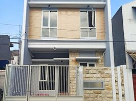 3 Habitación Villa en venta en Mulyorejo, East Jawa, Mulyorejo