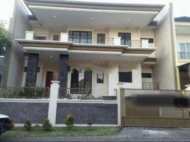 6 Bedroom House for sale in Dukuhpakis, Surabaya, Dukuhpakis