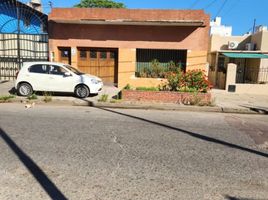 3 Bedroom Villa for sale in Lanus, Buenos Aires, Lanus