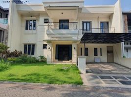 4 Habitación Villa en venta en Lakarsantri, East Jawa, Lakarsantri