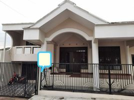 7 Habitación Casa en venta en Wiyung, East Jawa, Wiyung