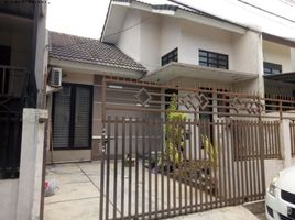 2 Kamar Rumah for rent in Indonesia, Rungkut, Surabaya, East Jawa, Indonesia