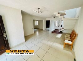 Maison 4 chambre à vendre à Medellin, Veracruz, Medellin