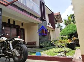 4 Bedroom Villa for sale in 23 Paskal Shopping Center, Andir, Cimahi Tengah