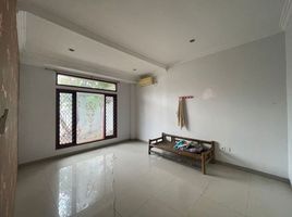 4 Kamar Vila for sale in Ciputat, Tangerang, Ciputat