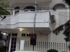 Villa 4 chambre à vendre à Dukuhpakis, East Jawa, Dukuhpakis