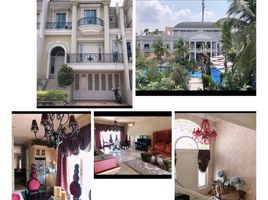 4 Habitación Casa en venta en Wiyung, East Jawa, Wiyung