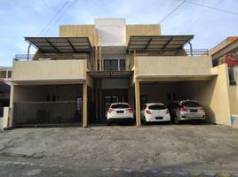 22 Habitación Casa en venta en Dukuhpakis, East Jawa, Dukuhpakis