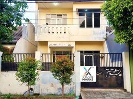 5 Bedroom House for sale in Jambangan, Surabaya, Jambangan