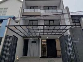 4 Habitación Villa en venta en Mulyorejo, East Jawa, Mulyorejo