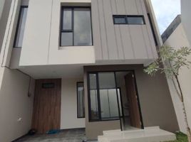 3 Kamar Vila for sale in Pamulang, Tangerang, Pamulang