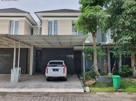 4 Bedroom House for sale in East Jawa, Lakarsantri, Surabaya, East Jawa