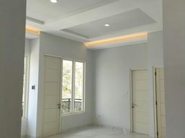 3 Habitación Villa en venta en Kenjeran, East Jawa, Kenjeran