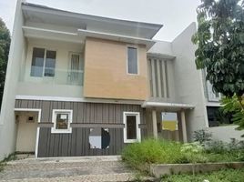 4 Habitación Villa en venta en Lakarsantri, East Jawa, Lakarsantri