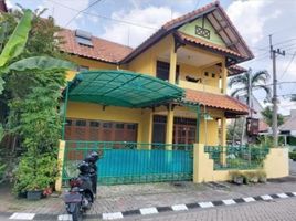 3 Schlafzimmer Haus zu verkaufen in Wiyung, East Jawa, Wiyung