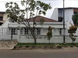 7 Bedroom Villa for sale in Wonocolo, Surabaya, Wonocolo