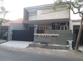  Villa zu verkaufen in Tambaksari, East Jawa, Tambaksari