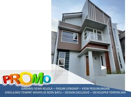 3 Bedroom House for sale in Gayungan, Surabaya, Gayungan