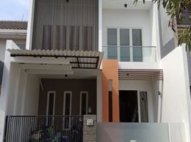 4 Habitación Villa en venta en Sukolilo, East Jawa, Sukolilo