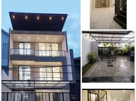 4 Bedroom House for sale in East Jawa, Mulyorejo, Surabaya, East Jawa