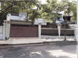 5 Bedroom House for sale in Siloam Hospitals Surabaya, Gubeng, Gubeng