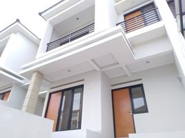  Villa for sale in Husein Sastranegara International Airport, Andir, Sumurbandung