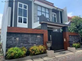 15 Schlafzimmer Villa zu verkaufen in Taman, East Jawa, Taman