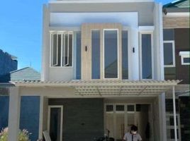 4 Bedroom House for sale in Kenjeran, Surabaya, Kenjeran