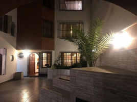 4 Habitación Casa en venta en University of Piura (Lima campus), Miraflores, Santiago de Surco