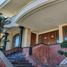 8 Bedroom House for sale in Sukolilo, East Jawa, Sukolilo