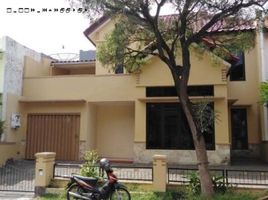 3 Kamar Rumah for rent in Lakarsantri, Surabaya, Lakarsantri