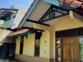 4 Kamar Rumah for sale in Gayungan, Surabaya, Gayungan