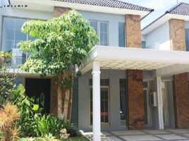 4 Bedroom House for rent in East Jawa, Mulyorejo, Surabaya, East Jawa