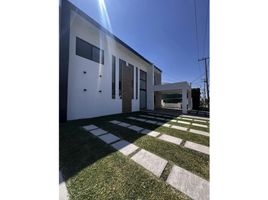 5 Bedroom House for sale in Tlayacapan, Morelos, Tlayacapan
