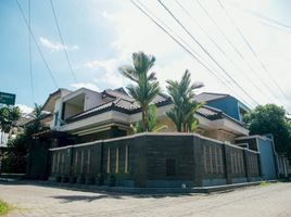 5 Bedroom House for sale in Cipondoh, Banten, Cipondoh