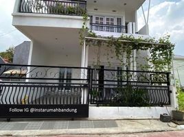 Villa 3 chambre à vendre à Margacinta, West Jawa, Margacinta
