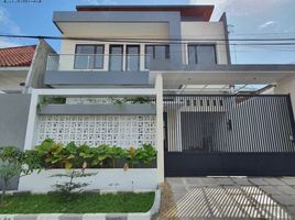 5 Bedroom Villa for sale in Mulyorejo, Surabaya, Mulyorejo