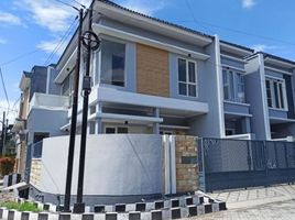 3 Bedroom House for sale in Mulyorejo, Surabaya, Mulyorejo