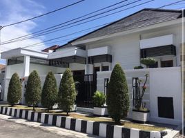 5 Bedroom House for sale in Gubeng, Surabaya, Gubeng